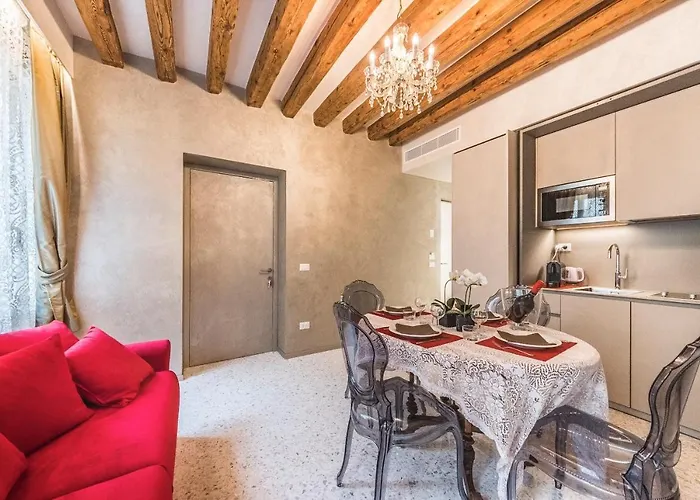 Rialto Luxury Flat